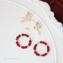 將圖片載入圖庫檢視器 Lunar New Year 2 ways earrings with freshwater pearls
