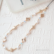 將圖片載入圖庫檢視器 Square Glass beads Phone strap with vintage beads and freshwater pearls
