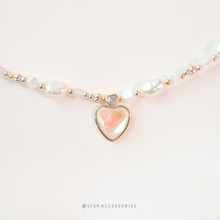 將圖片載入圖庫檢視器 Double Heart Pendant Choker with Freshwater pearls and glass beads
