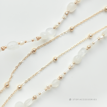 將圖片載入圖庫檢視器 Peace Buckle Choker with Natural stone and freshwater pearls &lt;月亮石&gt;
