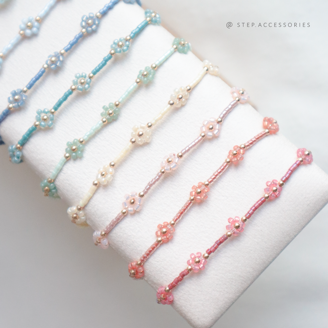 Japanese glass beads flowers bracelet < 14 colors >