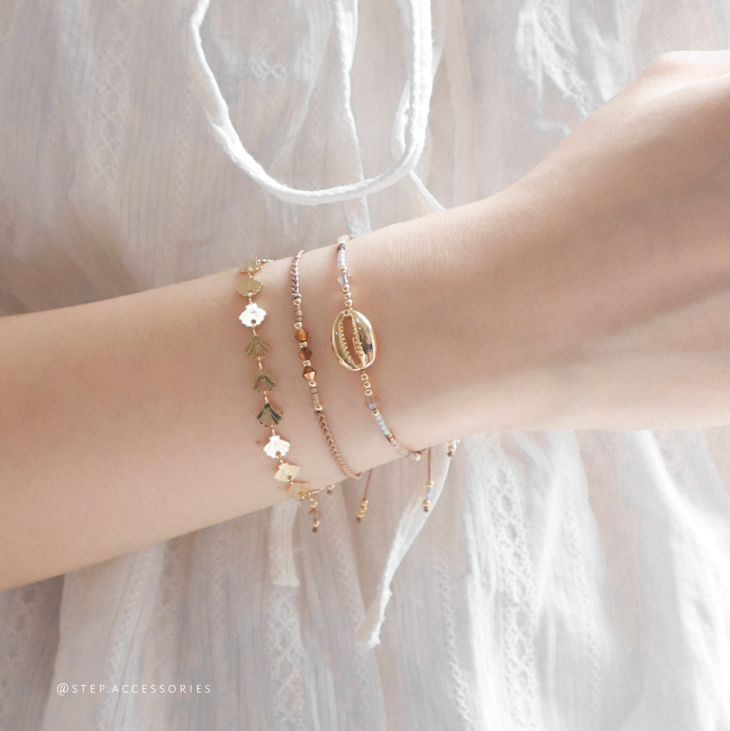 Shell Handstrap set with Japanese glass beads and Swarovski