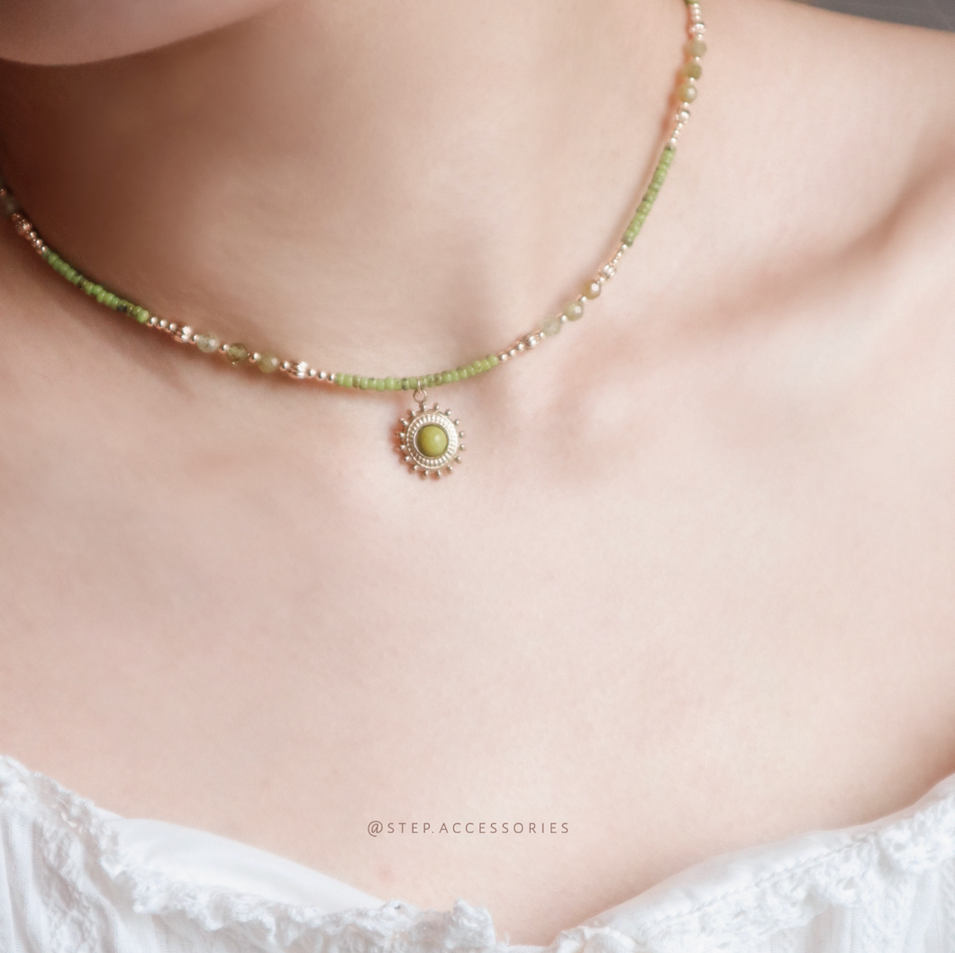 **芥末石,橄欖石**增強信心與創造力~Ethnic Pendant Choker with Natural stone and Japanese glass beads/Ethnic Natural stone Bracelet