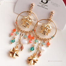 將圖片載入圖庫檢視器 Circus &amp; Star Earrings with Swarovski and Freshwater pearls
