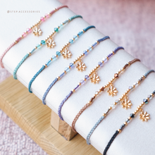 將圖片載入圖庫檢視器 Gold flower pendant Hand strap with Swarovski and Japanese glass beads &lt;8 colors&gt;
