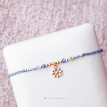 將圖片載入圖庫檢視器 Gold flower pendant Hand strap with Swarovski and Japanese glass beads &lt;8 colors&gt;
