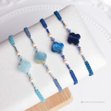 將圖片載入圖庫檢視器 Flower Natural stone Hand strap with glass pearls and Swarovski &lt;navy,midnight,blue,sky&gt;
