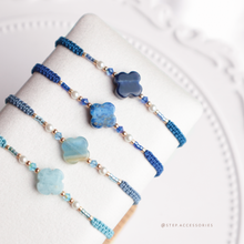 將圖片載入圖庫檢視器 Flower Natural stone Hand strap with glass pearls and Swarovski &lt;navy,midnight,blue,sky&gt;
