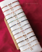 將圖片載入圖庫檢視器 *Lucky幸運馬碲鐵*Zircon Horseshoe Lucky Hand strap with Natural stone and glass pearls <13 colors>
