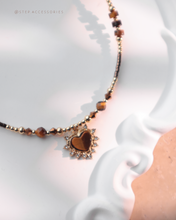 將圖片載入圖庫檢視器 *虎眼石*Natural stone Heart Pendants Choker with Swarovski and Japanese glass beads
