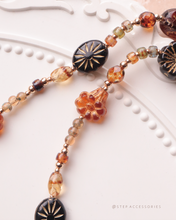 將圖片載入圖庫檢視器 Czech glass beads Brown choker with Resin beads
