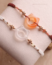將圖片載入圖庫檢視器 Natural stone Cat Peace Buckle Hand strap with Swarovski and Japanese glass beads<2 colors>

