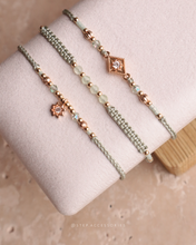 將圖片載入圖庫檢視器 ✴︎♦︎葡萄石♦︎✴︎Rhombus Star Dusty Green Handstrap set with Natural stone and Swarovski
