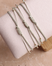 將圖片載入圖庫檢視器 ✴︎♦︎葡萄石♦︎✴︎Rhombus Star Dusty Green Handstrap set with Natural stone and Swarovski
