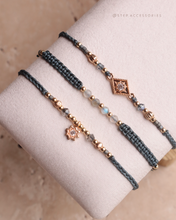 將圖片載入圖庫檢視器 ✴︎♦︎拉長石♦︎✴︎Rhombus Star Dark Gray Handstrap set with Natural stone and Swarovski
