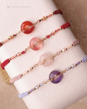 將圖片載入圖庫檢視器 Natural stone peace buckle hand strap with glass beads <red/pink/purple>
