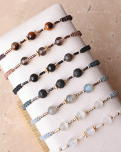 將圖片載入圖庫檢視器 6mm Natural stone Hand strap with Japanese glass beads <brown/black/gray/white>
