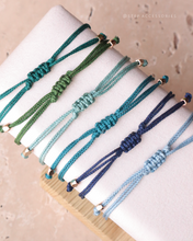 將圖片載入圖庫檢視器 4mm Natural stone double Hand strap with glass beads <green, mint, navy, blue>
