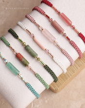 將圖片載入圖庫檢視器 Long Natural stone Hand strap with Japanese glass beads <red, tulip, pink, green>
