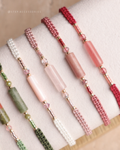 將圖片載入圖庫檢視器 Long Natural stone Hand strap with Japanese glass beads <red, tulip, pink, green>
