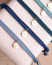 將圖片載入圖庫檢視器 Natural stone thick twisted rope Hand strap with Swarovski and glass beads <green,matcha,lake,mint,navy,blue>
