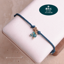 將圖片載入圖庫檢視器 Natural stone thick twisted rope Hand strap with Swarovski and glass beads <green,matcha,lake,mint,navy,blue>
