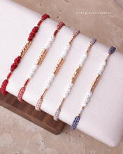 將圖片載入圖庫檢視器 Carving beads Hand strap with Japanese glass beads <red. tulip. pink. dusty. purple>
