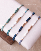 將圖片載入圖庫檢視器 Carving beads Hand strap with Japanese glass beads <green. lake. navy. blue>
