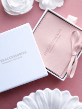 將圖片載入圖庫檢視器 Extra Gift Box packing with accessories bag
