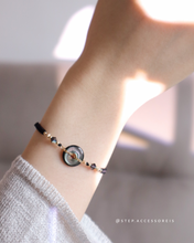 將圖片載入圖庫檢視器 Shell peace buckle hand strap with Swarovski and Japanese glass beads &lt;2 colors&gt;
