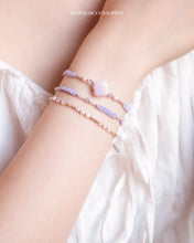 將圖片載入圖庫檢視器 Flower Natural stone Hand strap with glass pearls and Swarovski &lt;red,pink,dusty,purple,lavender&gt;
