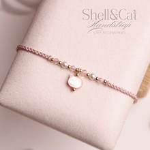 將圖片載入圖庫檢視器 ≽^• ˕ •^≼ Shell Cat Swarovski Hand strap with Glass Pearls and Japanese glass beads<4 colors>
