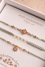 將圖片載入圖庫檢視器 ✴︎♦︎葡萄石♦︎✴︎Rhombus Star Dusty Green Handstrap set with Natural stone and Swarovski
