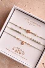 將圖片載入圖庫檢視器 ✴︎♦︎葡萄石♦︎✴︎Rhombus Star Dusty Green Handstrap set with Natural stone and Swarovski
