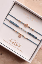 將圖片載入圖庫檢視器 ✴︎♦︎海藍寶♦︎✴︎Rhombus Star Dusty Blue Handstrap set with Natural stone and Swarovski
