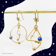 將圖片載入圖庫檢視器 S180 Double hoop star hook earrings with galaxy beads
