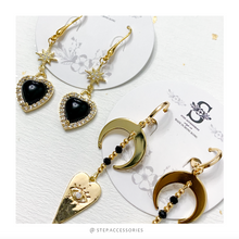 將圖片載入圖庫檢視器 S191 / S192 Heart to heart earrings with black elements &lt; 2 styles &gt;
