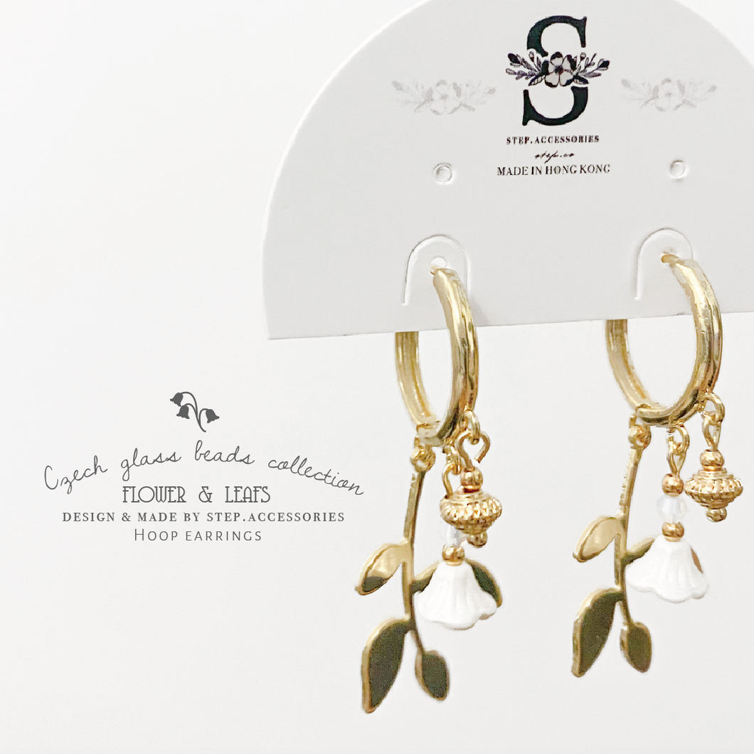 D091 Gold leafs with Czech glass beads white flower hoop earrings