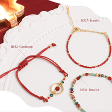 將圖片載入圖庫檢視器 Christmas Czech glass beads bracelet / Japanese glass beads Bracelet / Natural stone Swarovski Hand strap &lt;3 style&gt;

