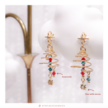 將圖片載入圖庫檢視器 S174 - Rotating Christmas tree earrings with Swarovski
