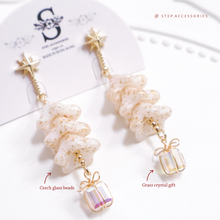 將圖片載入圖庫檢視器 Czech glass beads christmas tree earrings with glass crystal gift &lt;2 colors&gt;
