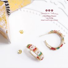 將圖片載入圖庫檢視器 D067 - Christmas flower ear hoop with Japanese glass beads
