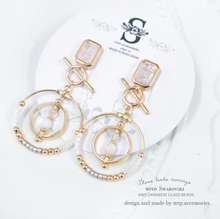 將圖片載入圖庫檢視器 Glass beads earrings with Swarovski and Japanese glass beads &lt; 2 colors &gt;
