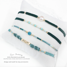 將圖片載入圖庫檢視器 Green Hand strap with Japanese glass beads/ Freshwater pearls/ Natural stone &lt; 4 styles &gt;
