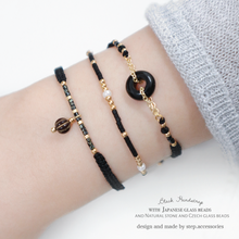 將圖片載入圖庫檢視器 Black Hand strap with Japanese glass beads/ Natural stone/ Czech glass beads &lt; 4 styles &gt;
